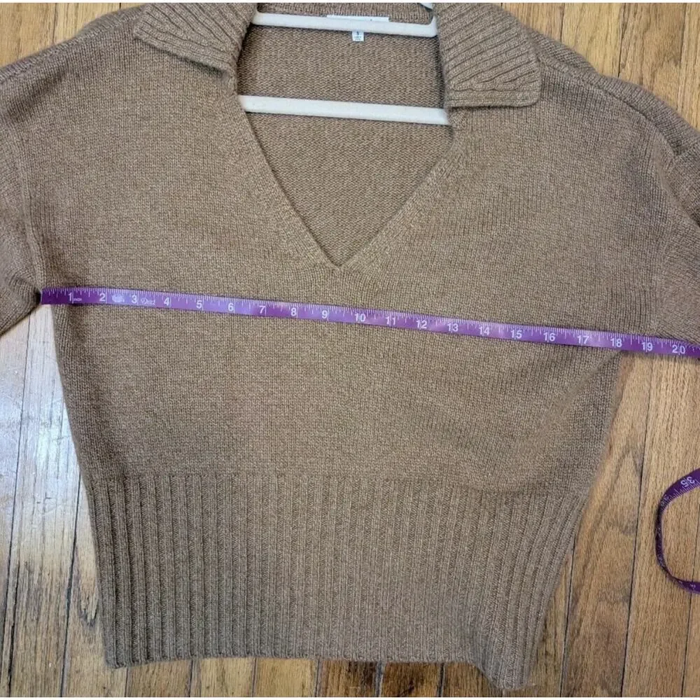 Reformation Beckie Cashmere Collared V Neck Sweater in Panko Camel Beige Tan - Picture 3 of 11